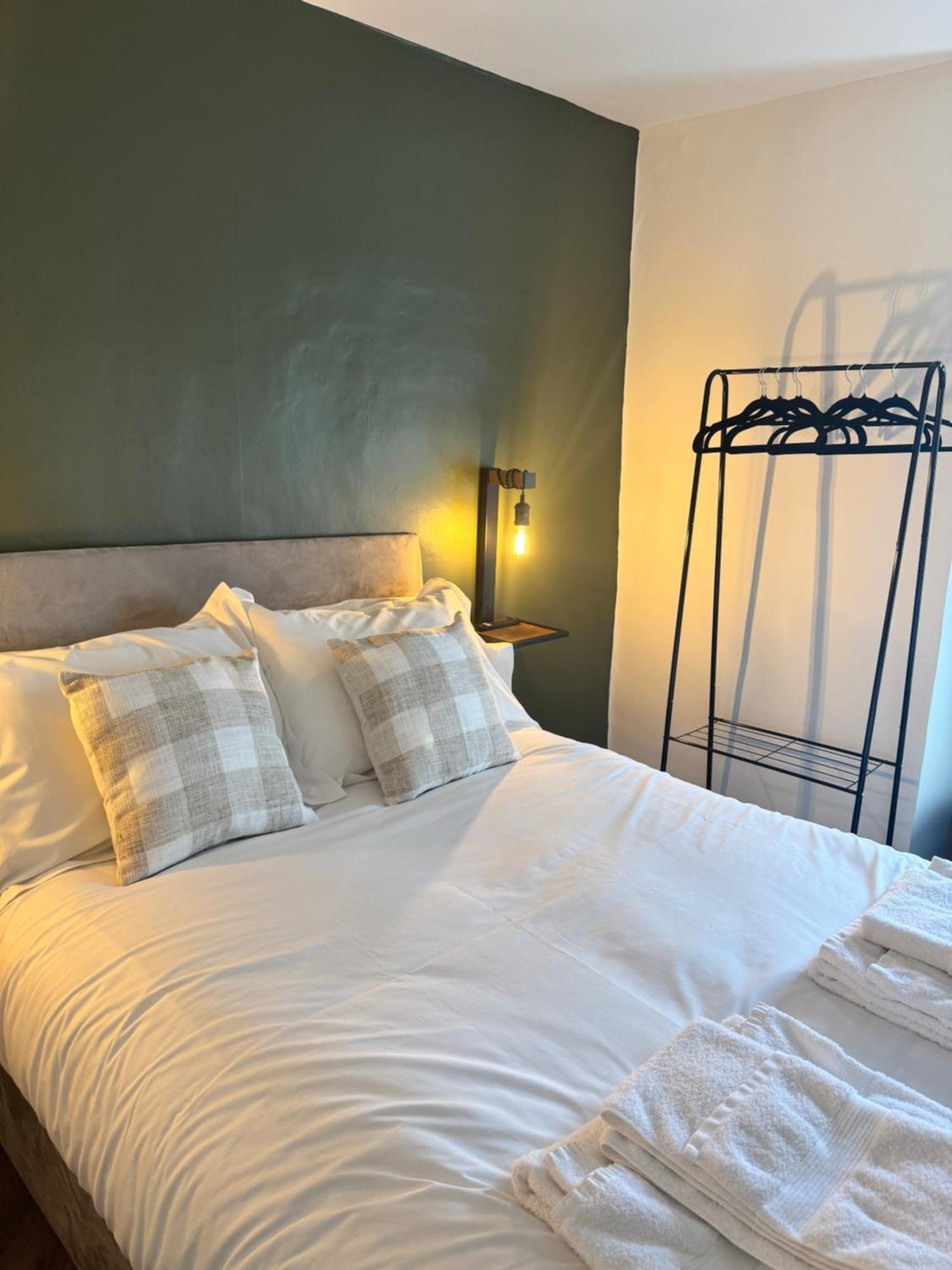 The London Inn แพดสโตว์ ภายนอก รูปภาพ