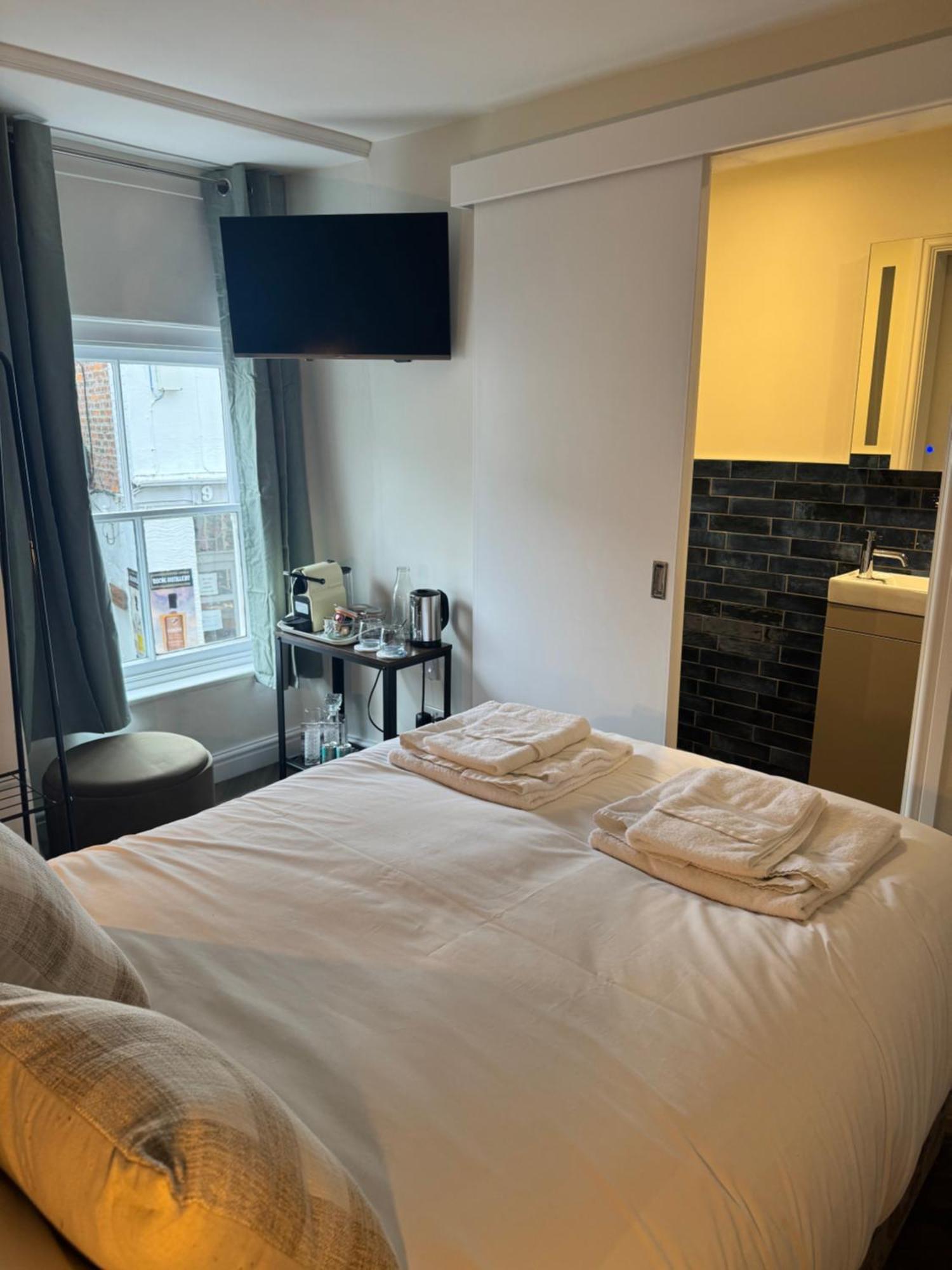 The London Inn แพดสโตว์ ภายนอก รูปภาพ